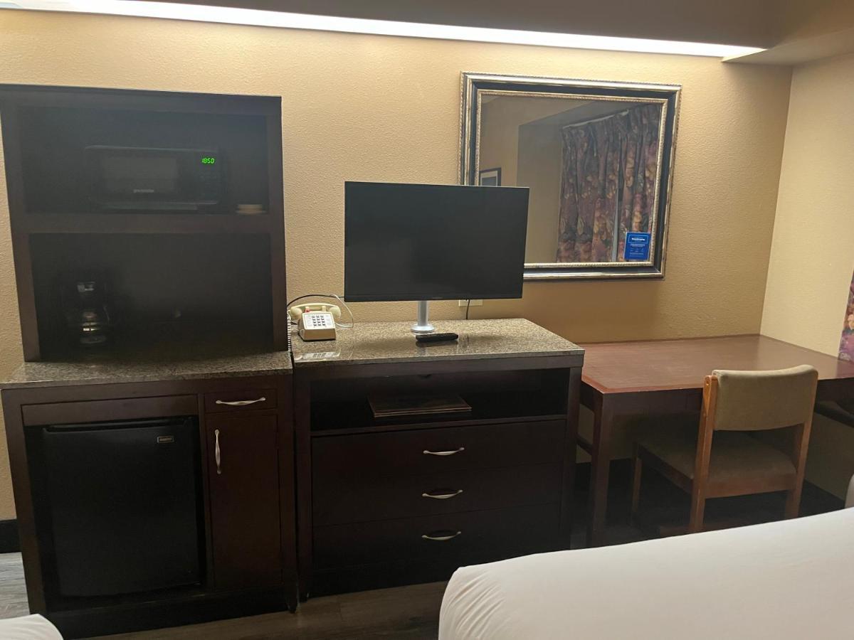 Americas Best Value Inn Kalispell Exteriör bild